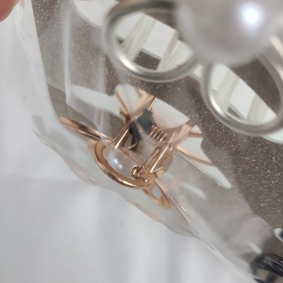 NEW Natasha Hair Clips 4-Pack Metal Jaw Clips,  Gold, Rose Gold, Silver, Pearl. - Picture 3 of 4